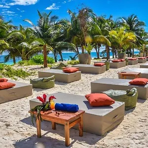 4* Otel Mia Tulum Beachfront Resort - Ocean View Suites And Beach Club