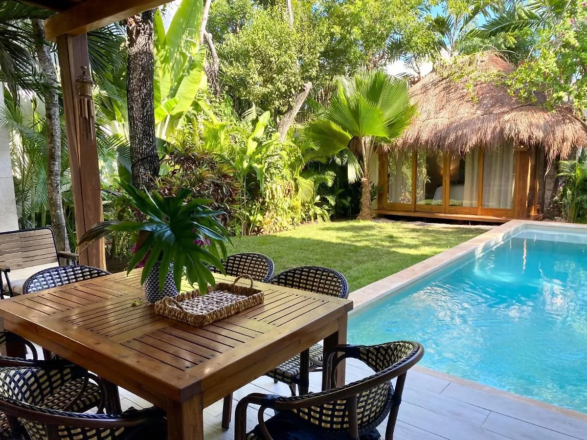 Luxury Private Villas , Private Pool, Private Garden, Jacuzzi, 24Hours Security Tulum